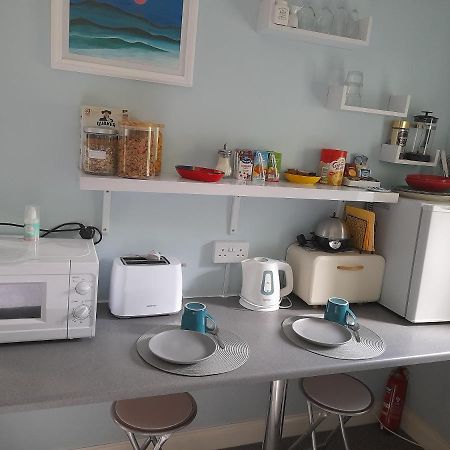 Santi Bhavana Bed & Breakfast Westbury  Bagian luar foto