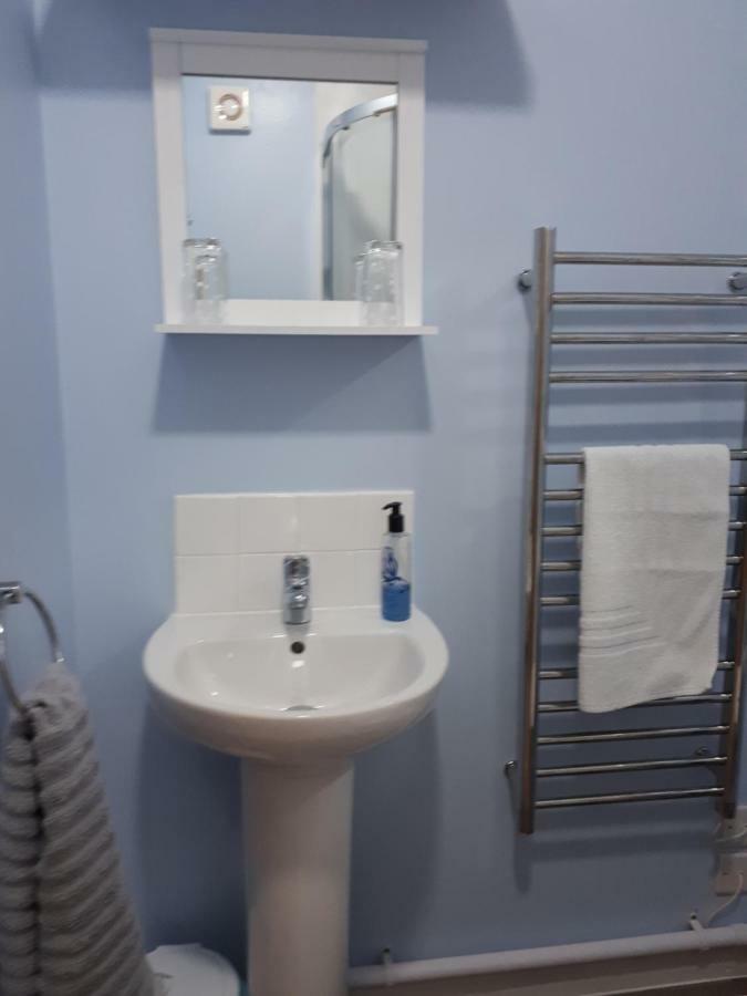 Santi Bhavana Bed & Breakfast Westbury  Bagian luar foto