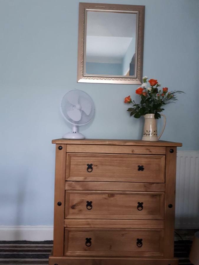 Santi Bhavana Bed & Breakfast Westbury  Bagian luar foto