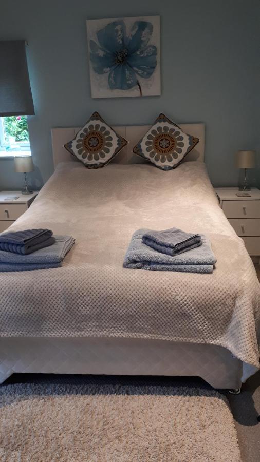 Santi Bhavana Bed & Breakfast Westbury  Bagian luar foto